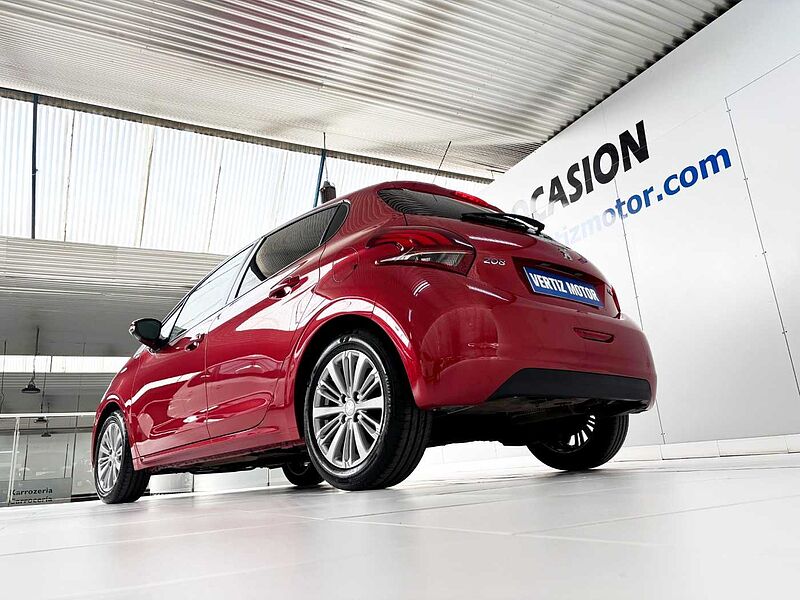 Peugeot 208 1.2 Gasolina Style 82cv