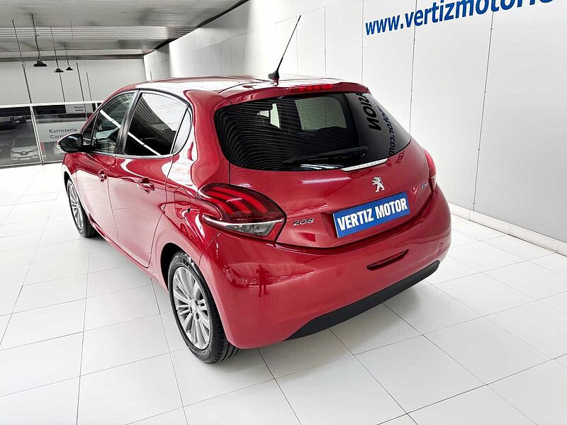 Peugeot 208 1.2 Gasolina Style 82cv