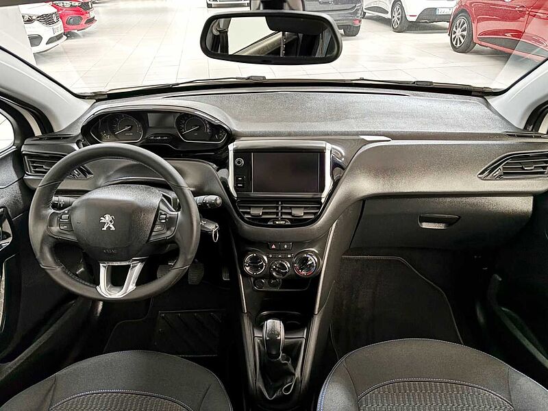Peugeot 208 1.2 Gasolina S&S Signature 83cv